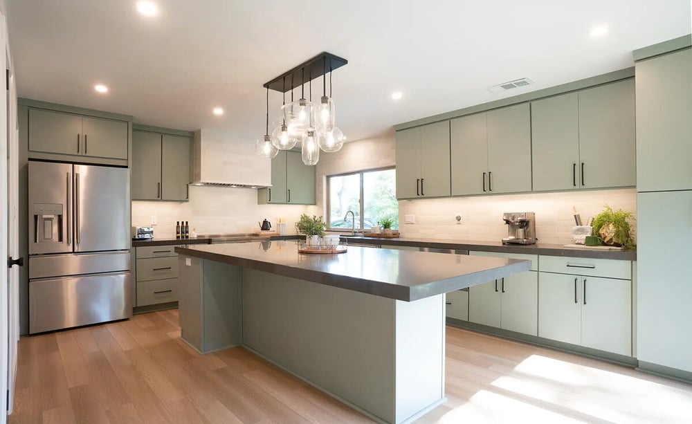 Kitchen remodel in Fresno, CA by Imagine Remodeling with flat panel cabinets